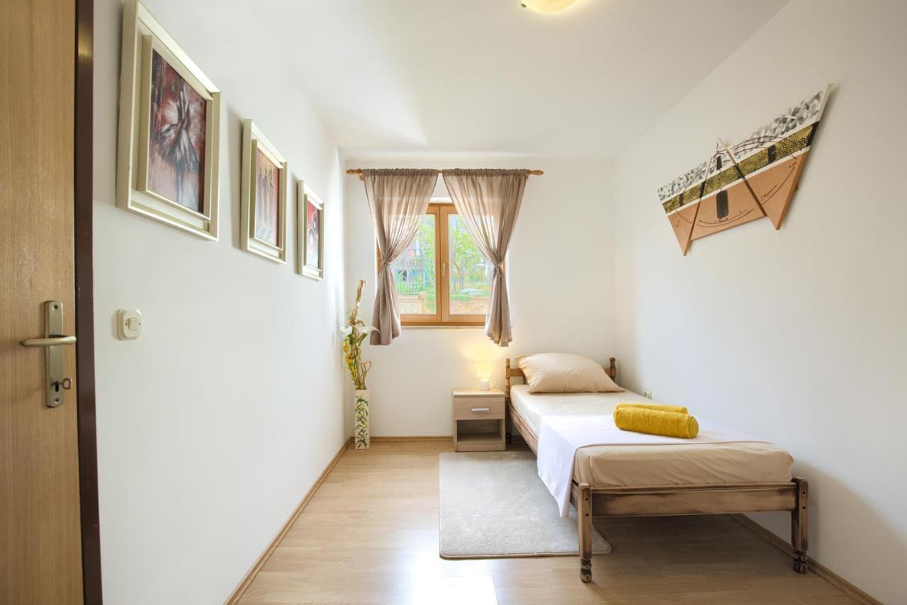 PUY Apartman Andi 아파트 외부 사진